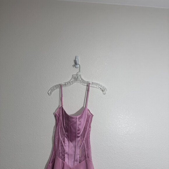 NEW OH POLLY Anniken Lace Handkerchief Hem Mini Dress in Baby Pink Size 8 - Picture 3 of 10